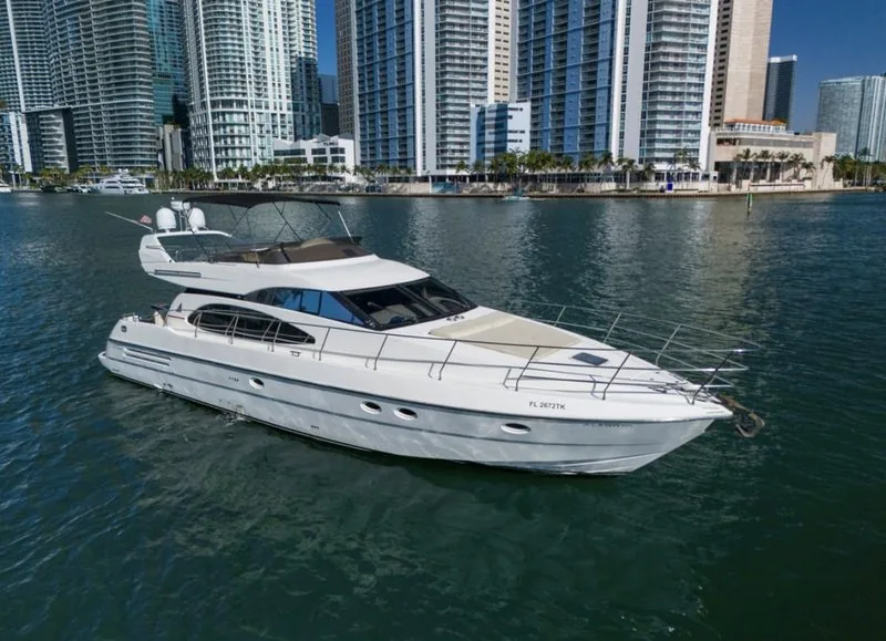 65ft Azimut R photo 1