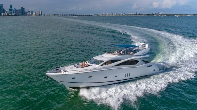 90ft Sunseeker — Alaina photo 1