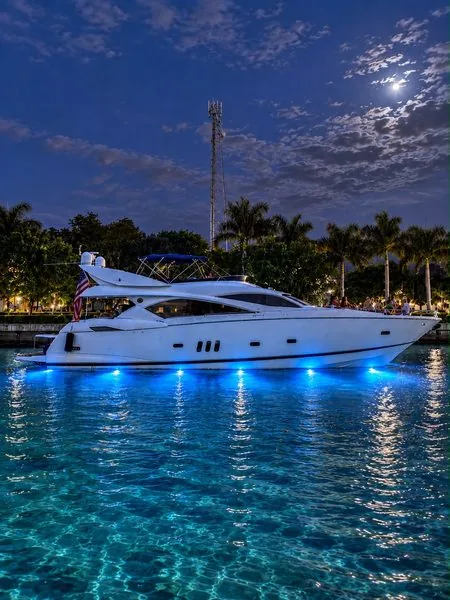 90ft Sunseeker — Alaina photo 6